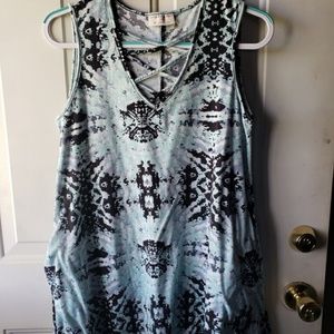 Dress shirt or dress with pockets